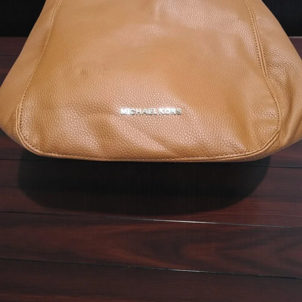 Michael Kors Convertible Crossbody Handbag – Tan Pebbled Vegan Leather - Picture 11 of 11